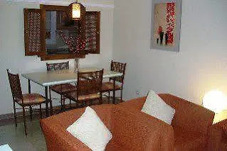 Leo Canela Hotel